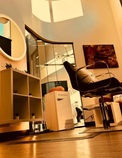 Glamour makeup and hairstyle – Makeup with Shruti